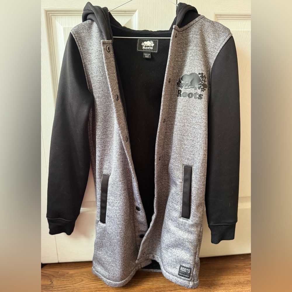 ROOTS black and grey long varsity jacket with hood (XXS)